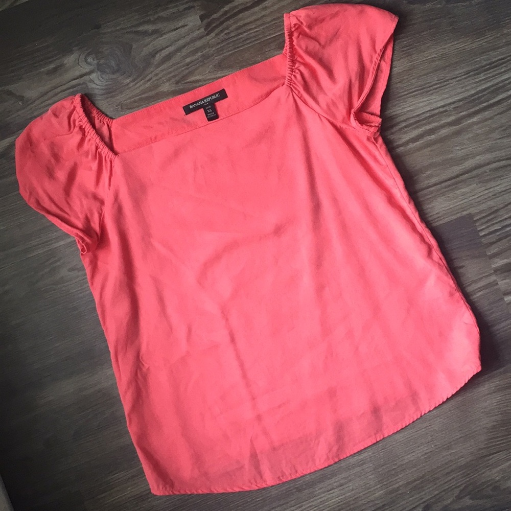 Banana Republic Coral Cap Sleeve Blouse